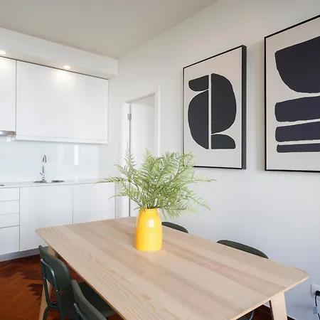 Apartment Apperol Escape - By Misha's Place 2a Lisbon