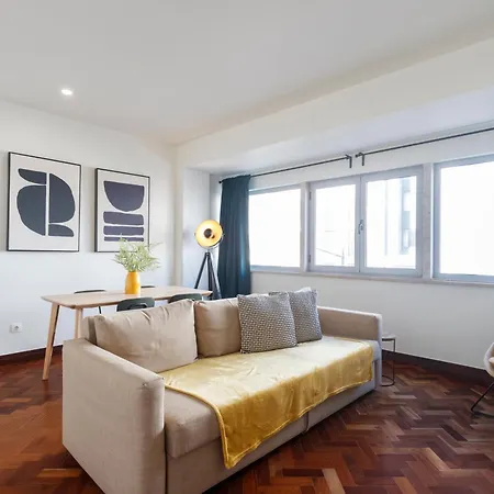 Apperol Escape - By Misha's Place 2a Lisbon