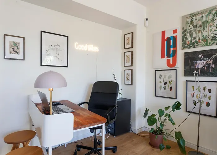 Apperol Escape - By Misha's Place 2a Lisboa