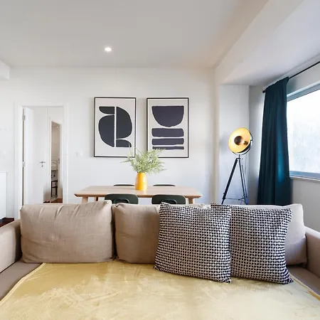 Apperol Escape - By Misha's Place 2a * Lisbona